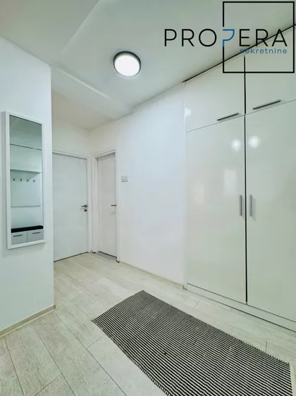 Trg Učitelj Tase | 4zida.rs