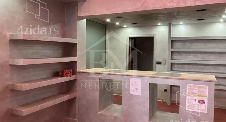 Poslovni prostor | 4zida