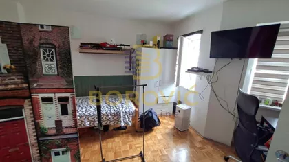 Trg Nikole Pašića | 4zida.rs