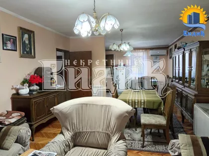 Vojinovića kula | 4zida.rs