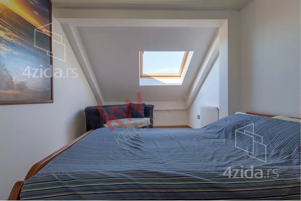 Petosoban stan | 4zida