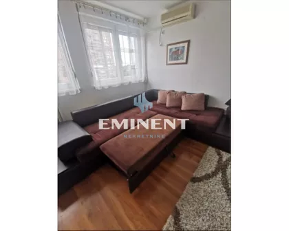 Pariske komune | 4zida.rs