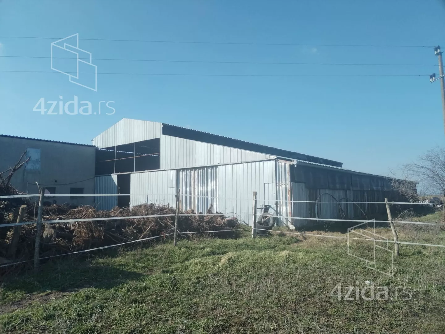 Hala | 4zida
