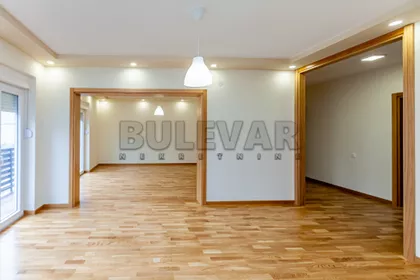 Kneza Mihaila Obrenovića | 4zida.rs