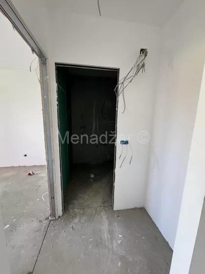 Banjica | 4zida.rs