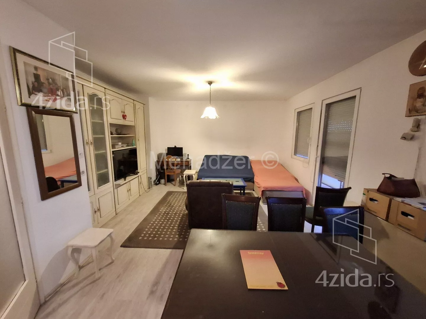 Troiposoban stan | 4zida