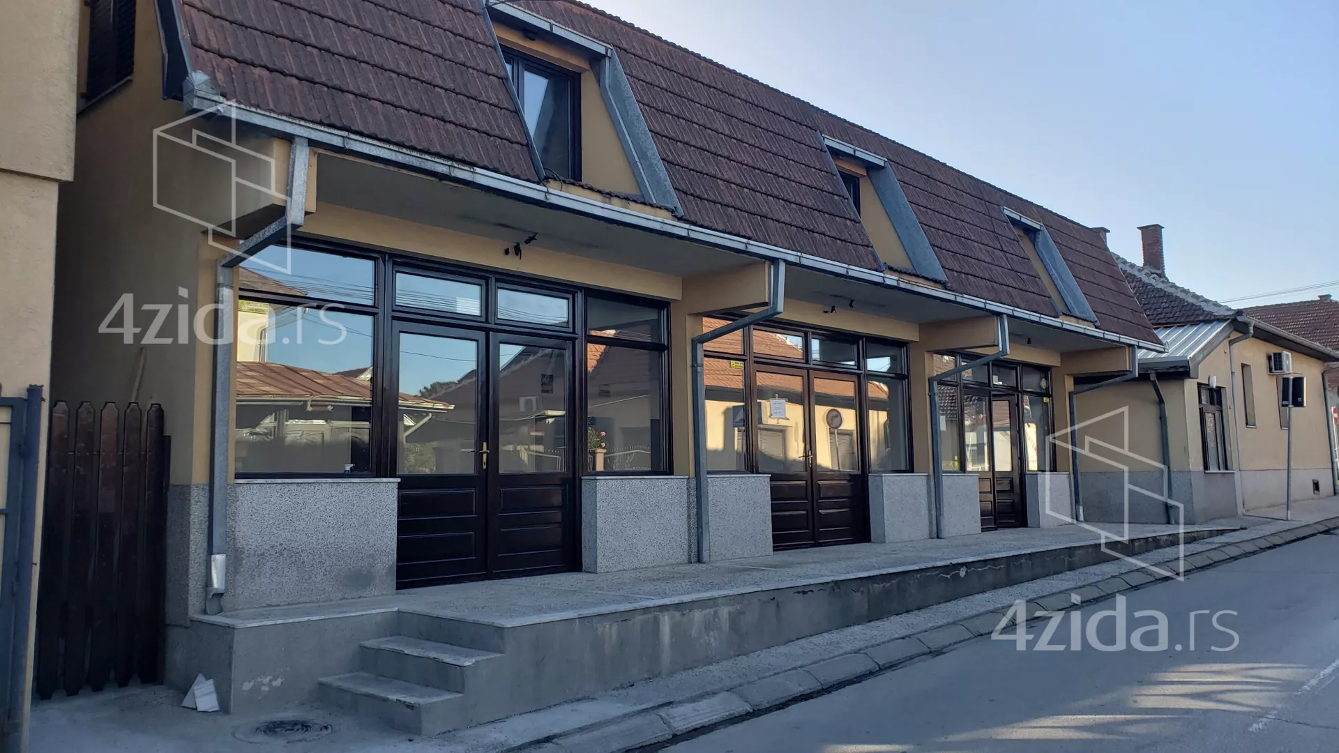 Poslovni prostor | 4zida