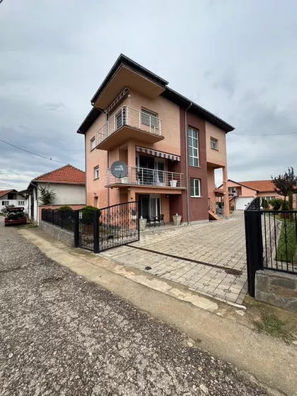 Lipovica | 4zida.rs