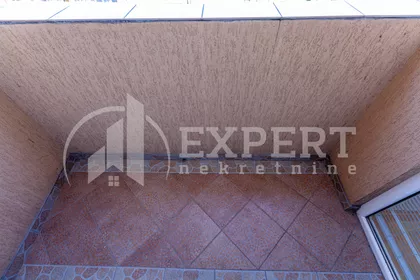 Cara Dušana | 4zida.rs