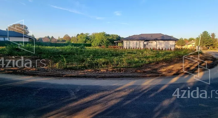 Građevinsko zemljište | 4zida