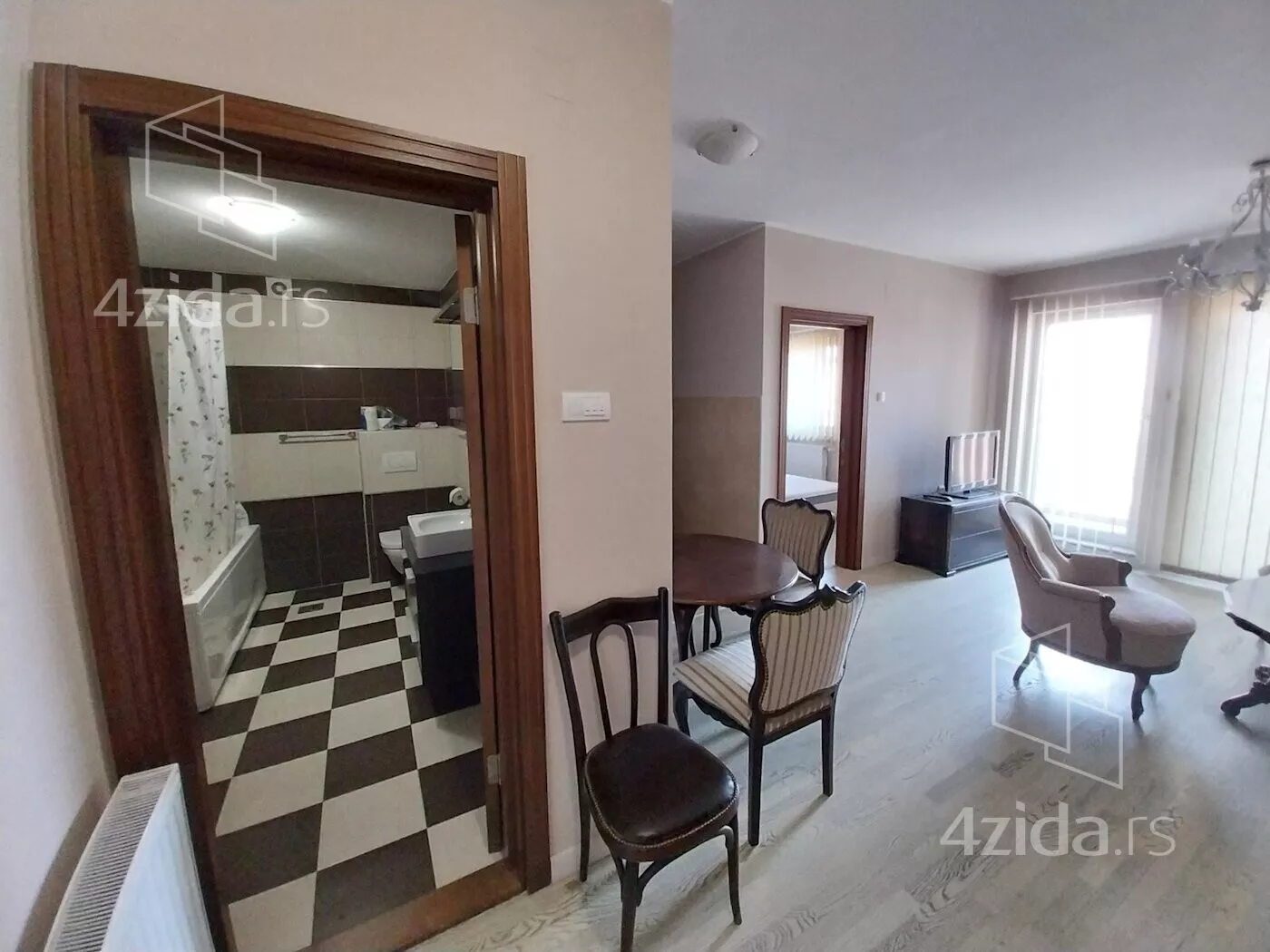 Jednoiposoban stan | 4zida