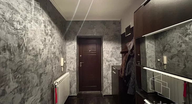 Četvoroiposoban stan | 4zida