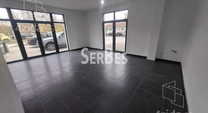 Poslovna zgrada | 4zida