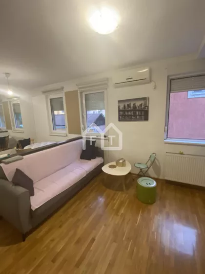 Rade Končara | 4zida.rs