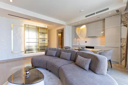 Nikolaja Kravcova | 4zida.rs