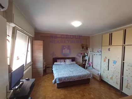 1300 Kaplara | 4zida.rs
