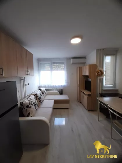 BULEVAR OSLOBOĐENJA | 4zida.rs