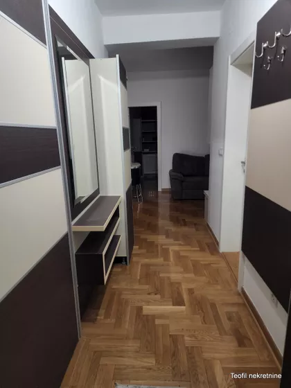 Mihizova | 4zida.rs