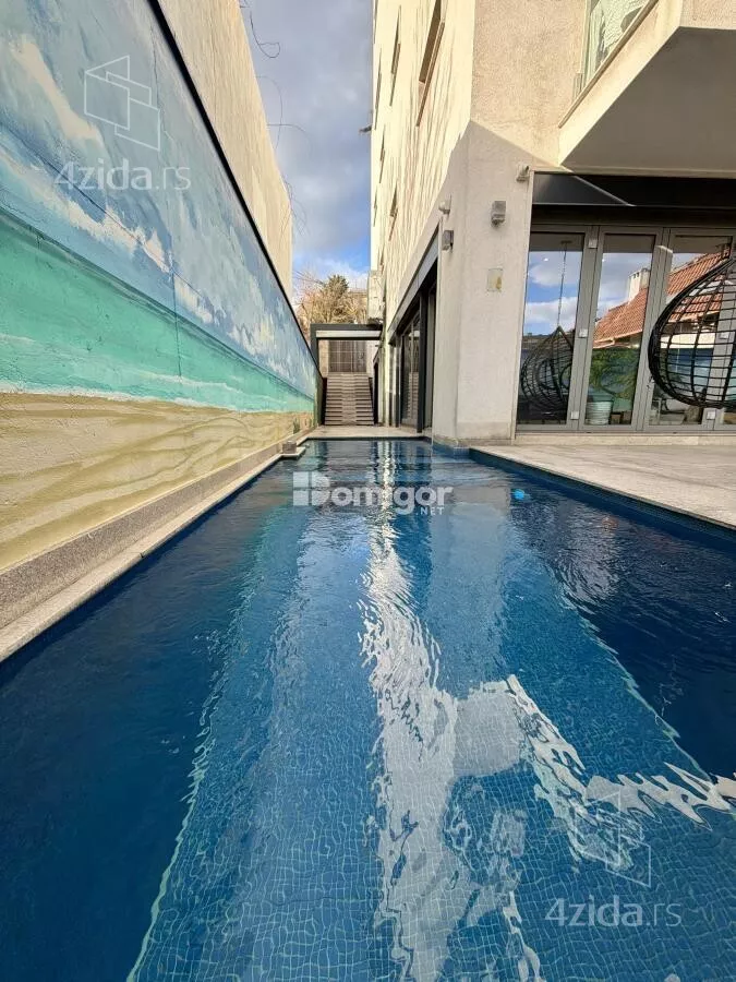 Četvoroiposoban stan | 4zida