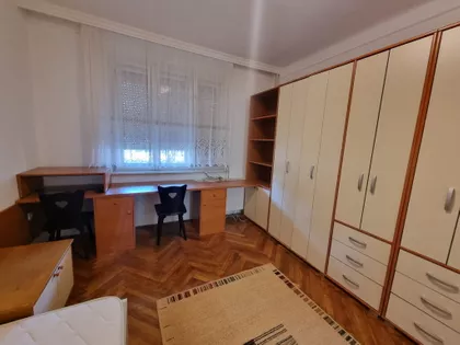 Trg Lazara Nešića | 4zida.rs