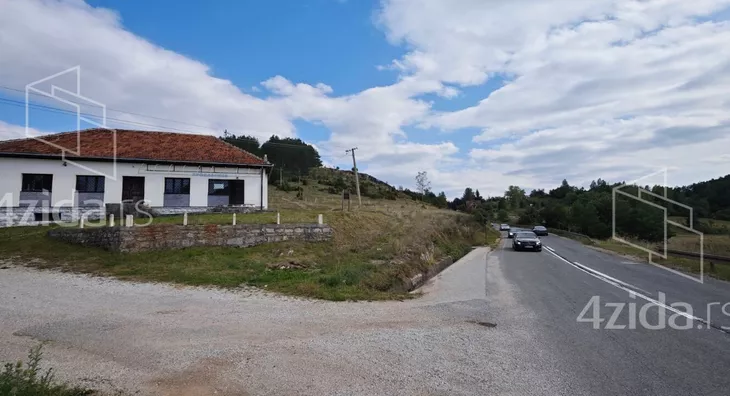 Poslovni prostor | 4zida