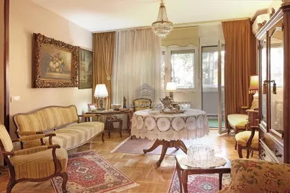 Crveni Krst Vračar | 4zida.rs