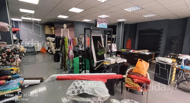 Poslovni prostor | 4zida