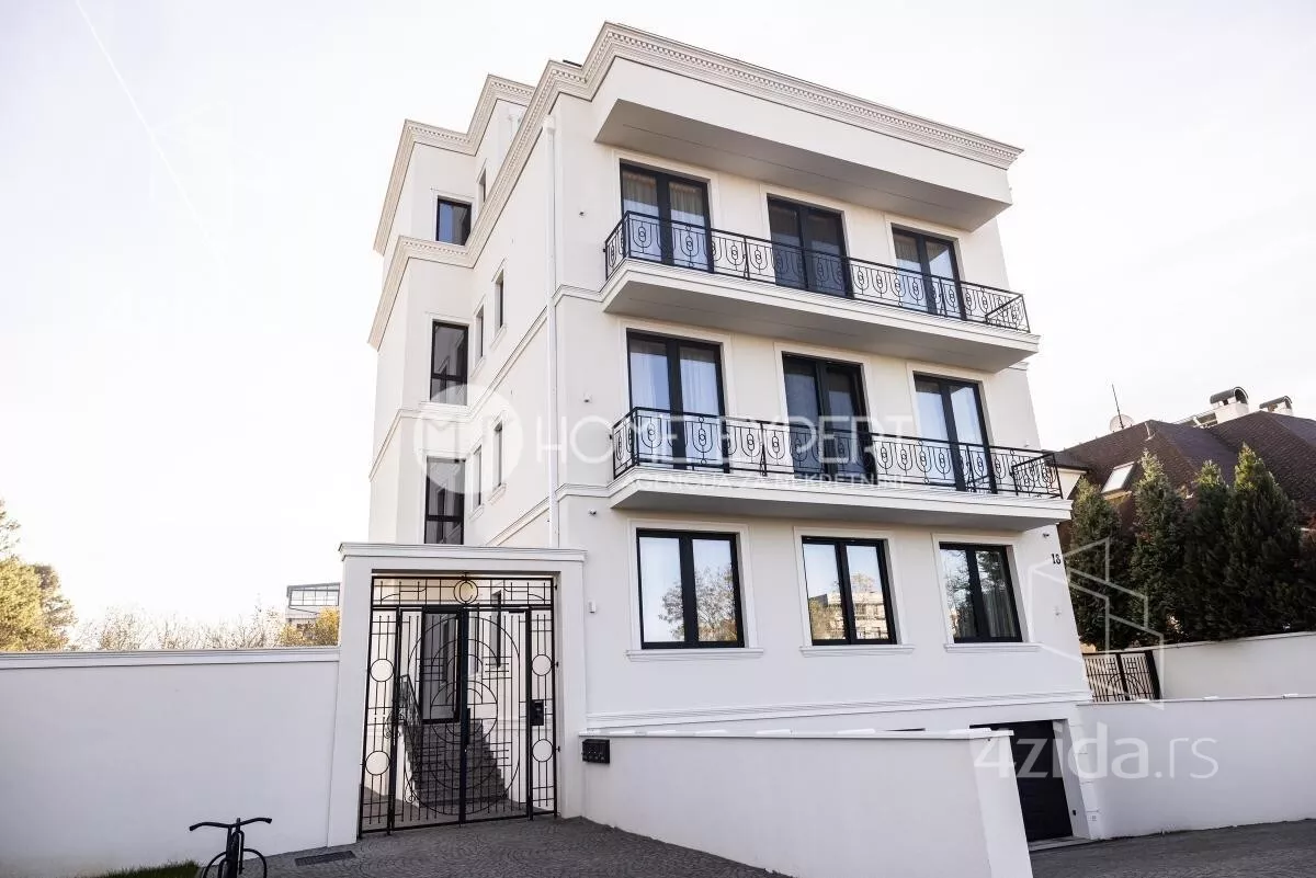 Petosoban stan | 4zida