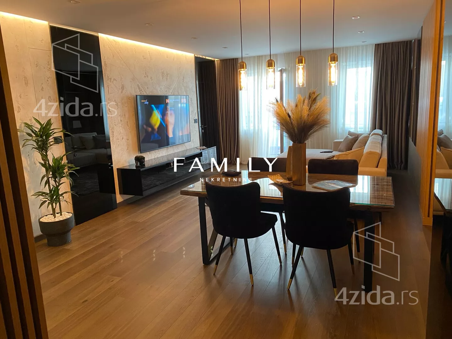 Četvorosoban stan | 4zida