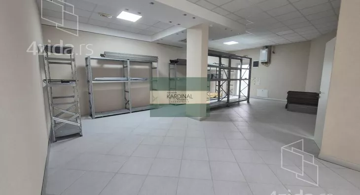 Poslovni prostor | 4zida