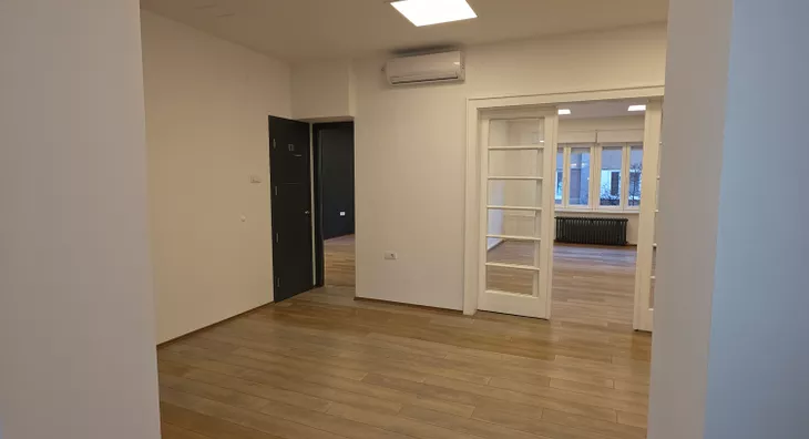 Četvoroiposoban stan | 4zida