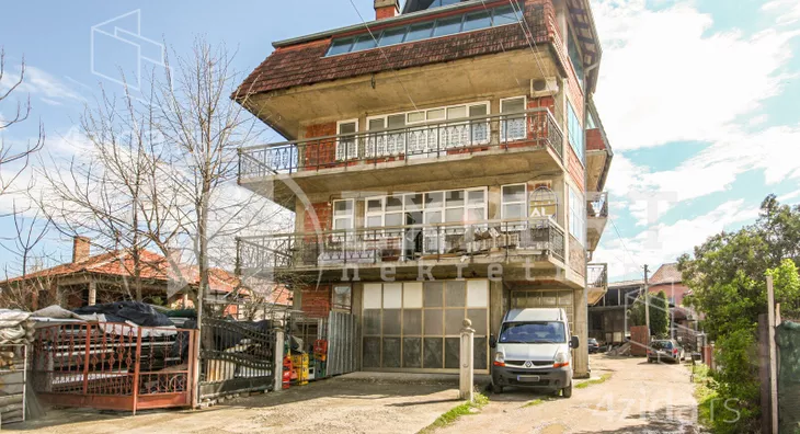 3-etažna kuća | 4zida