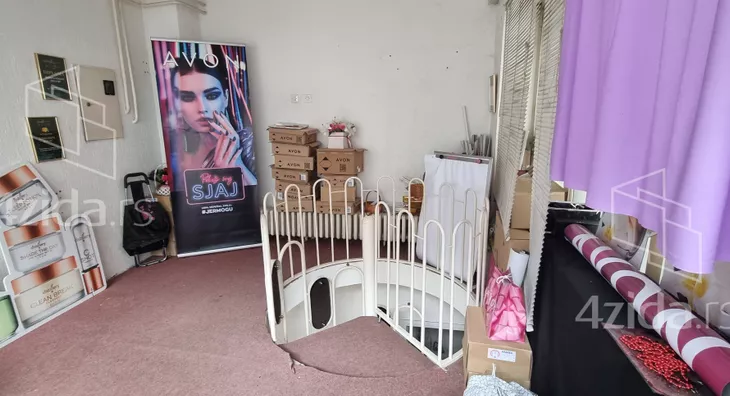 Poslovni prostor | 4zida