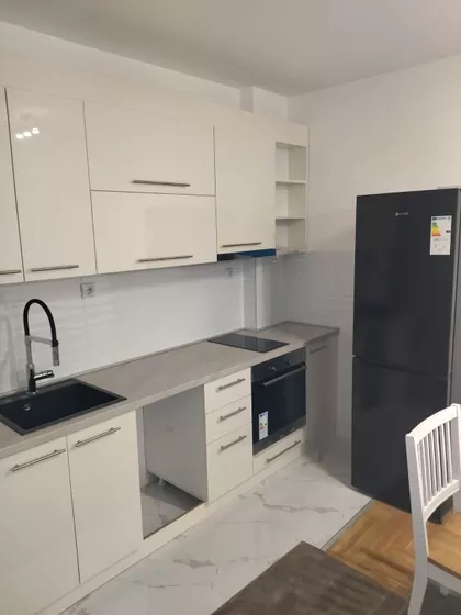 Dubrovačka 5 | 4zida.rs