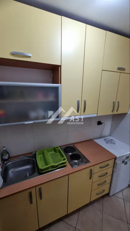 Tone Hadžića | 4zida.rs