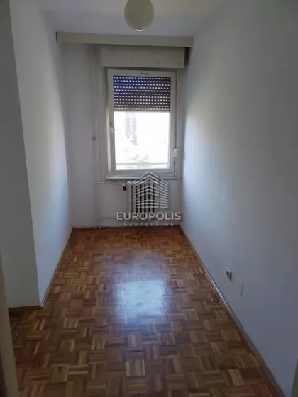 Vladimira Popovića | 4zida.rs