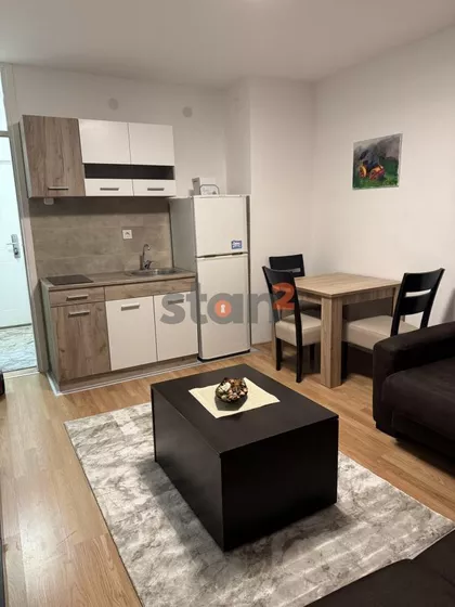 Crveni Krst | 4zida.rs