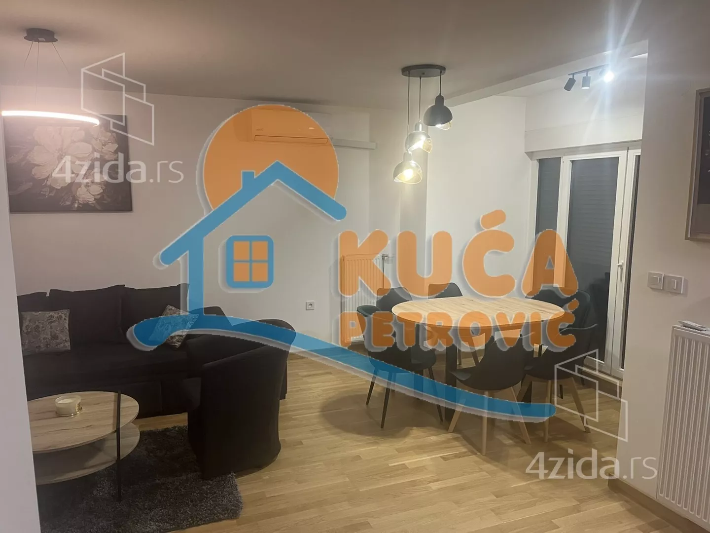 Jednoiposoban stan | 4zida