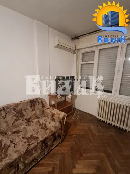 Cara Dušana | 4zida.rs