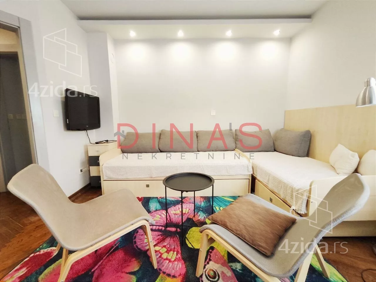 Troiposoban stan | 4zida