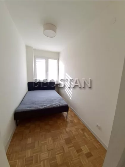 Antifasisticke Borbe | 4zida.rs