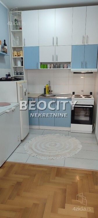 Stan – Novi Sad - Više