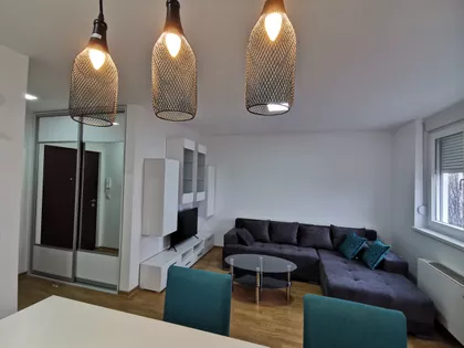 Cara Dušana | 4zida.rs