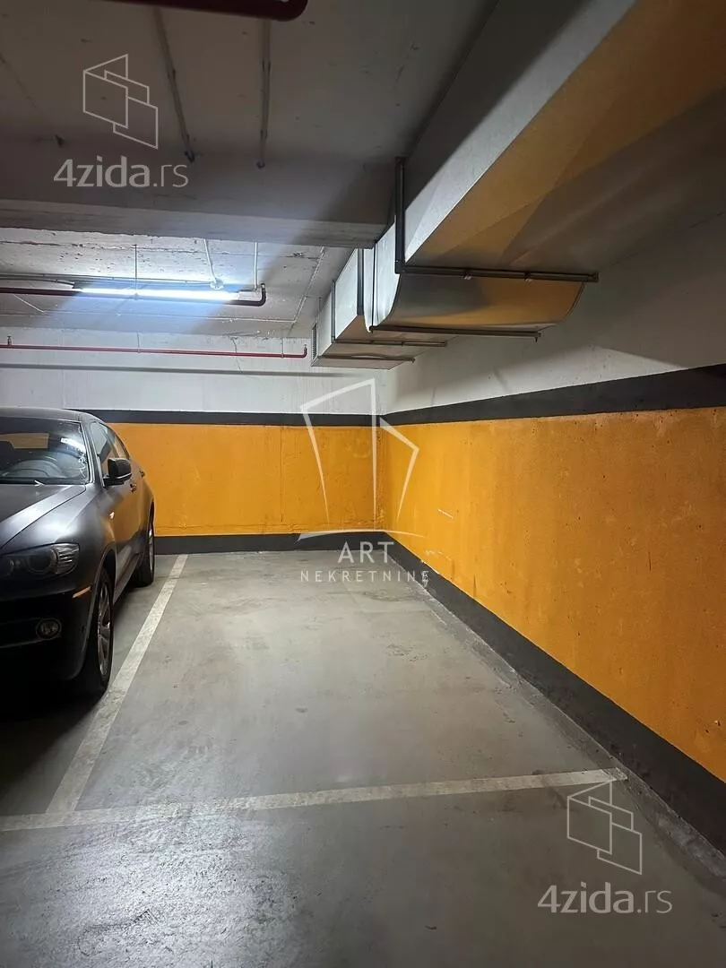 Garaža | 4zida