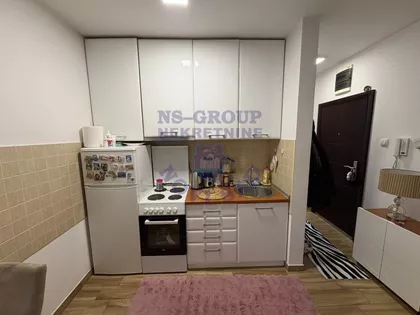 Cara Dušana | 4zida.rs