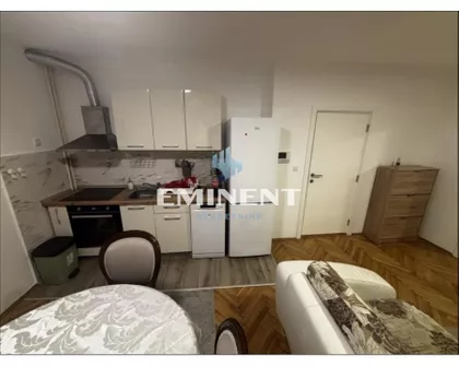 Admirala Vukovića | 4zida.rs