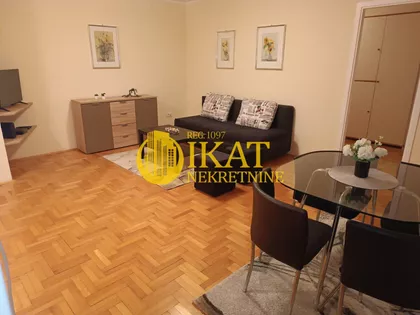 Ratka Mitrovića | 4zida.rs