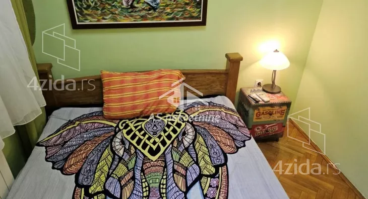 Četvoroiposoban stan | 4zida