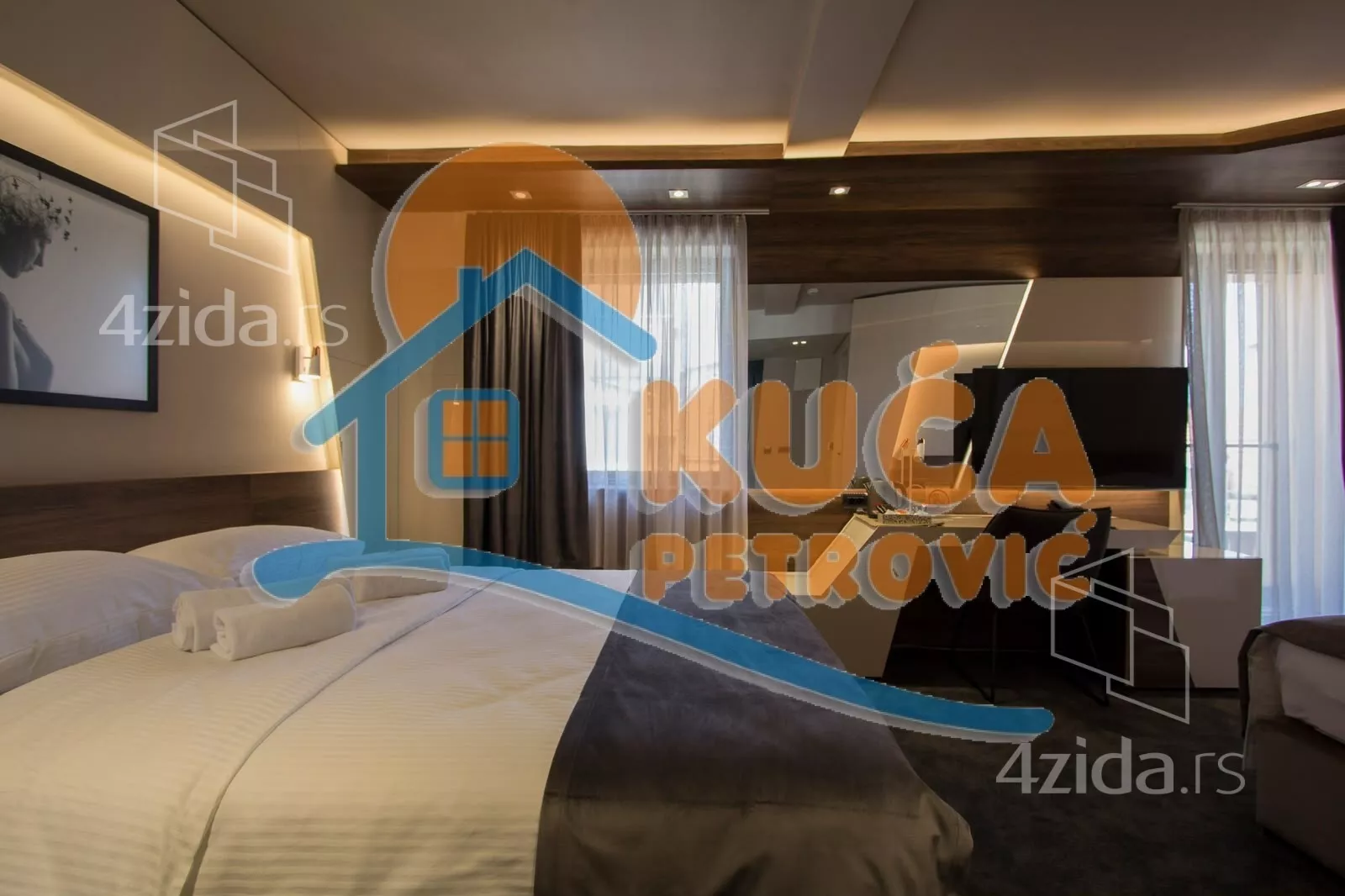 Lokal | 4zida