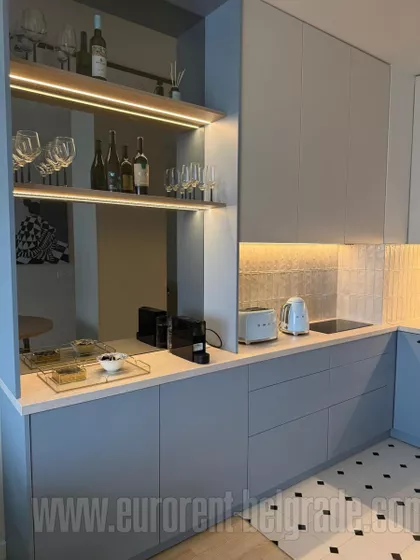 DONJI DORĆOL | 4zida.rs